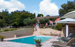 Awesome Home In Rochefort Du Gard